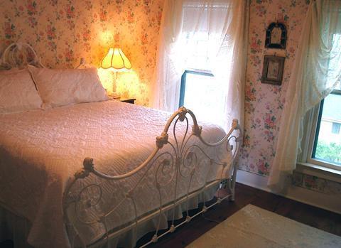 The Bridge Street Inn Charlevoix Camera foto
